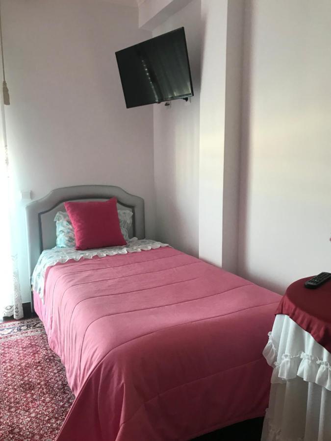 Vivenda Azevedo Hotel Назаре Екстериор снимка