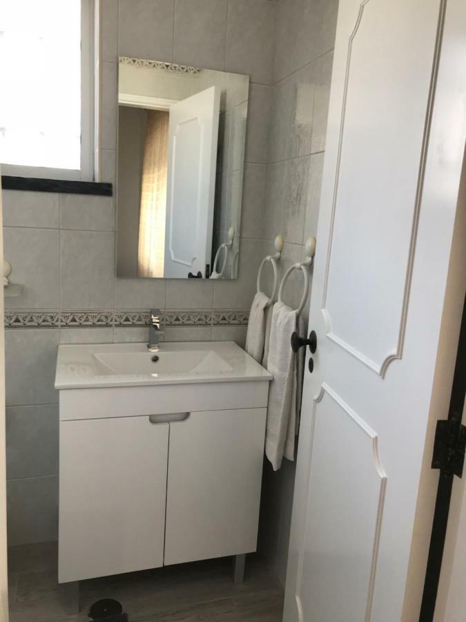 Vivenda Azevedo Hotel Назаре Екстериор снимка